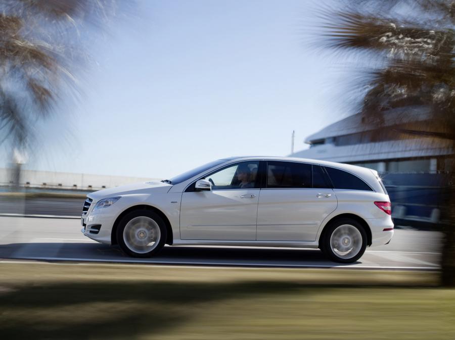  Mercedes-Benz R-Class 2011 года  (фото 52 из 186)
